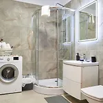 Lägenhet Meraki Luxury N Pool Năvodari