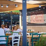 Meraki Luxury N Pool Lägenhet Năvodari