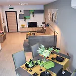 Meraki Luxury N Pool Lägenhet Năvodari