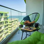 Lägenhet Meraki Luxury N Pool