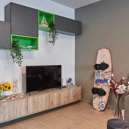 Meraki Luxury N Pool