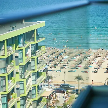 Meraki Luxury N Pool Navodari